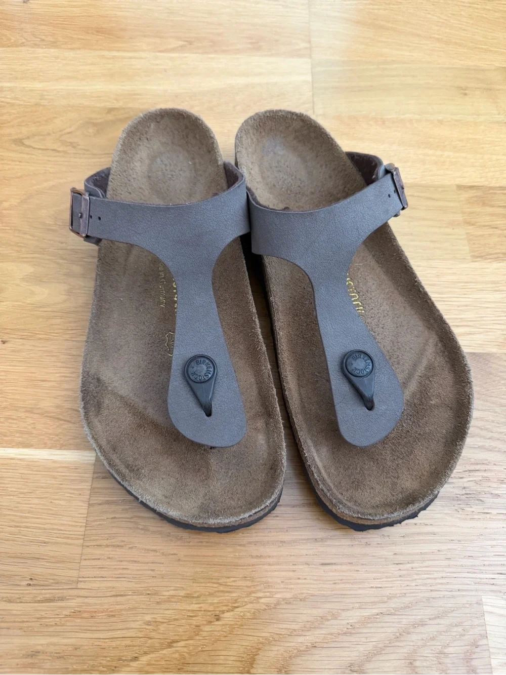 Birkenstock Gizeh Sandal - Size 39